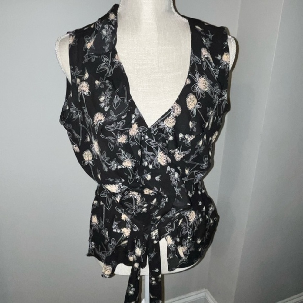 Max Studio floral ruffle blouse - XS